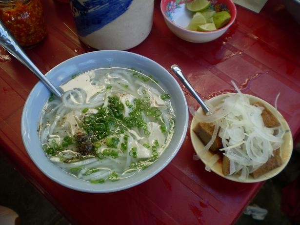 Bánh canh cá dằm buôn ma thuột