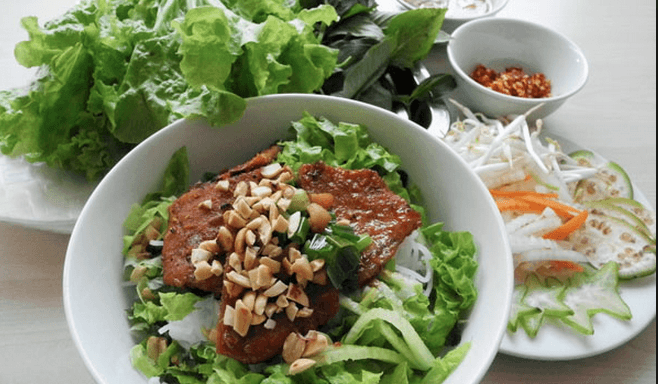 Bún thịt nướng buôn ma thuột